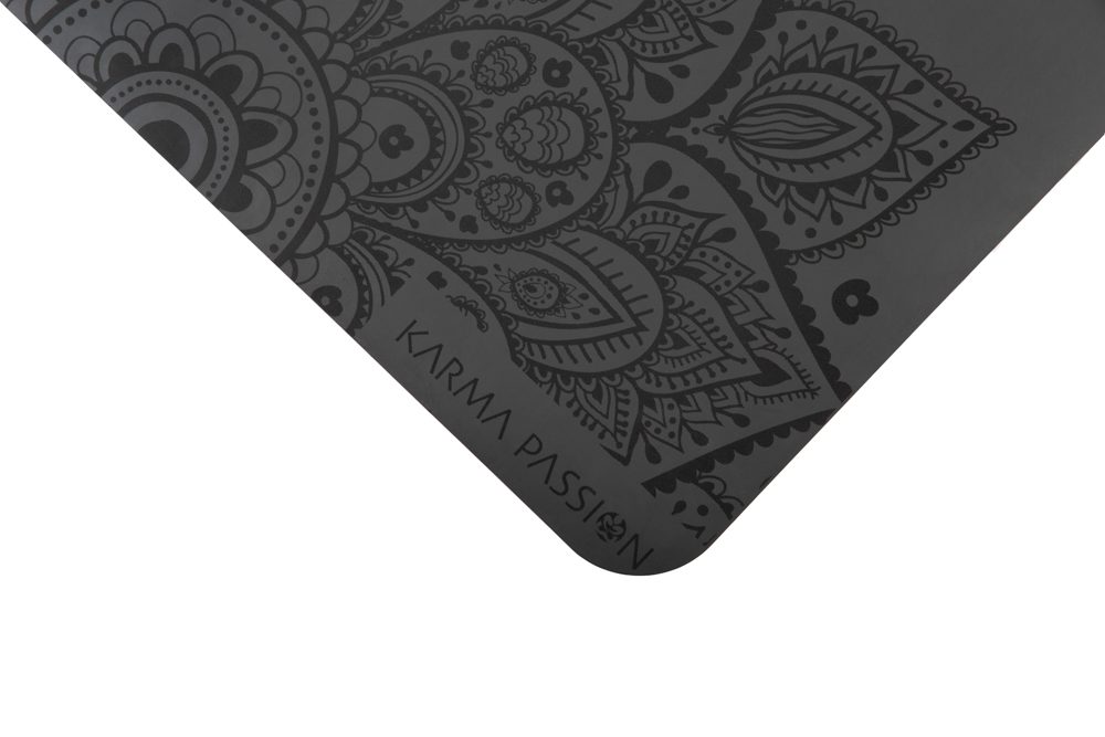 Tapis de yoga Professionnel Mandala Dark Night 4mm - le logo