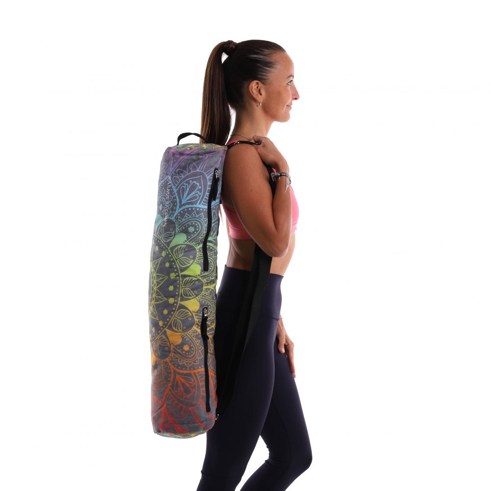 Sac de yoga Chakra Sounds avec bandoulière réglable qui s'adapte facilement à la longueur du sac